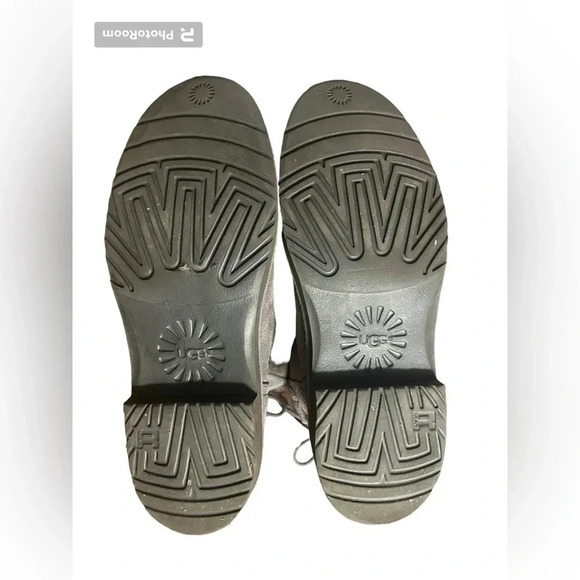 UGG  Australia Naiyah Charcoal Boot Lace Up Shearling  ( 1020144W ) Wmns… - Picture 10 of 11